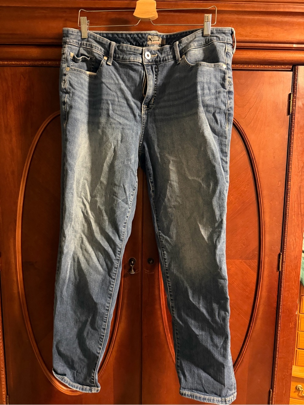 torrid Boyfriend Straight Vintage Stretch Jeans in Dark Blue Wash